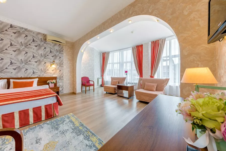 Семейный Люкс. Отель "Богема Премиум". Геленджик