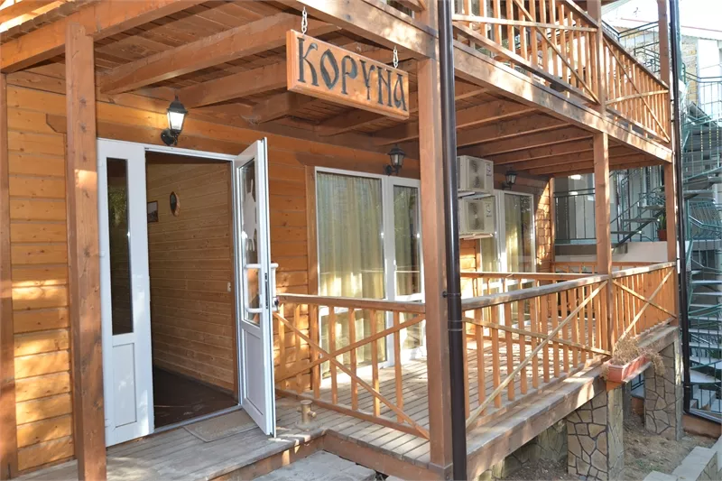 . Вилла «Коруна». Алушта