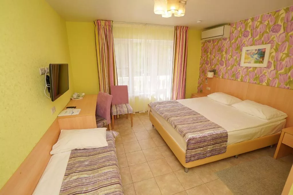 3-х местный номер. Отель "Джаз Лоо" парк-отель. Лоо