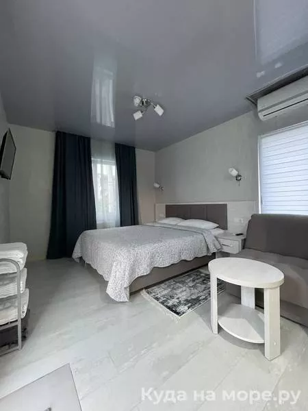 . Вилла Лирань. Головинка