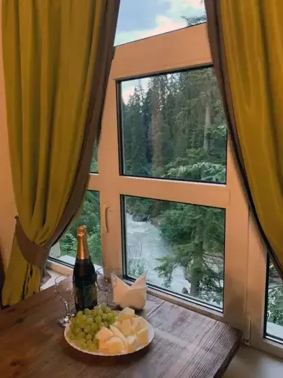 . Гостиница «Арючат». Домбай-гостиницы