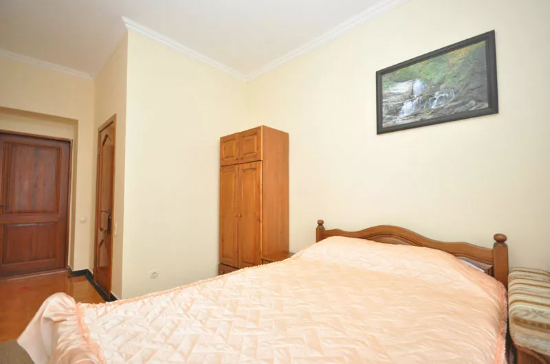 2-местный номер «полулюкс» c балконом. Частный пансионат «Виренея». Севастополь