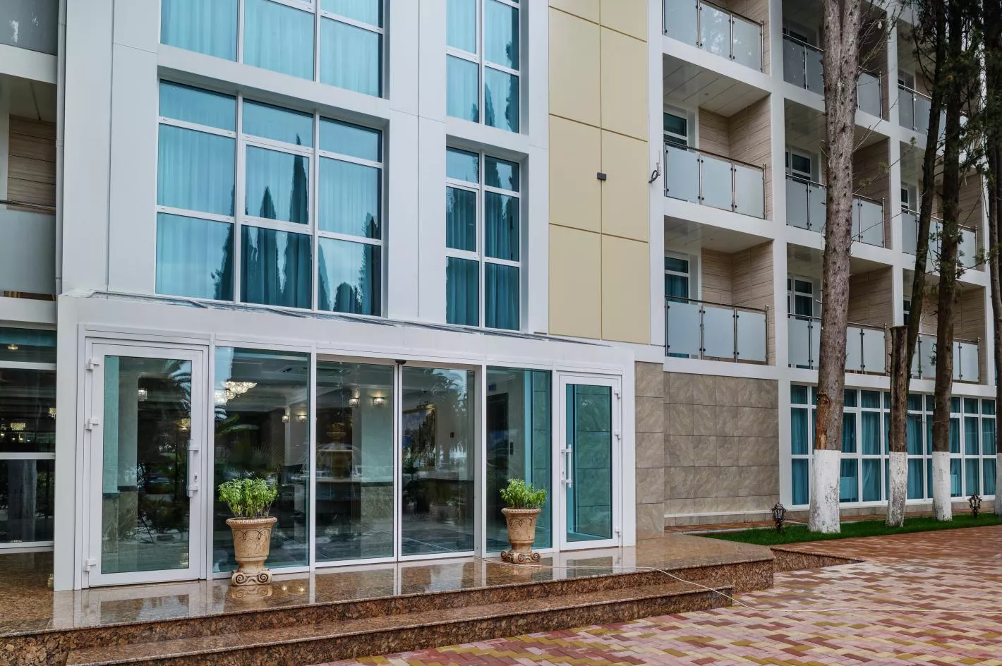 . Отель "Челюскинцев". Гагра