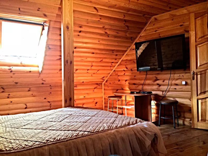 2-х комн. 5-ти местн. номер с удобств..  Частный отель Экватор. Береговое