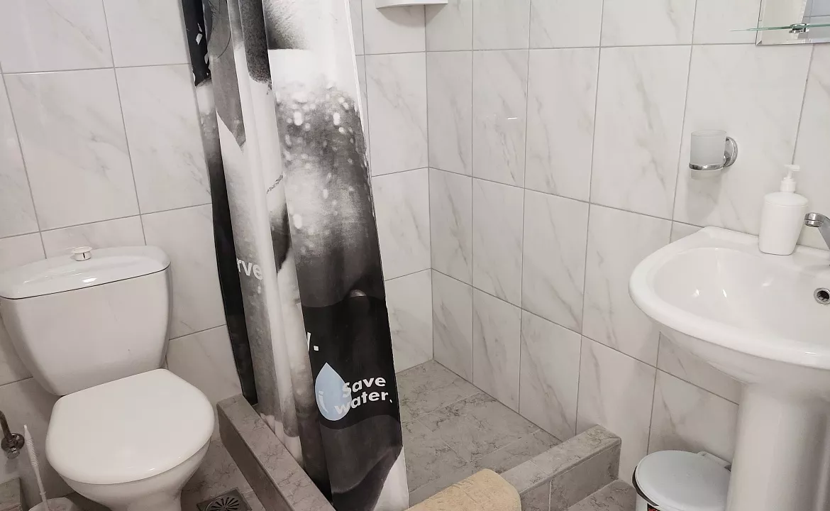 Двухместный с удобствами и балконом. Гостевой дом "Одиссей" - Кабардинка. Кабардинка Двухместный с удобствами и балконом. Гостевой дом "Одиссей" - Кабардинка. Кабардинка