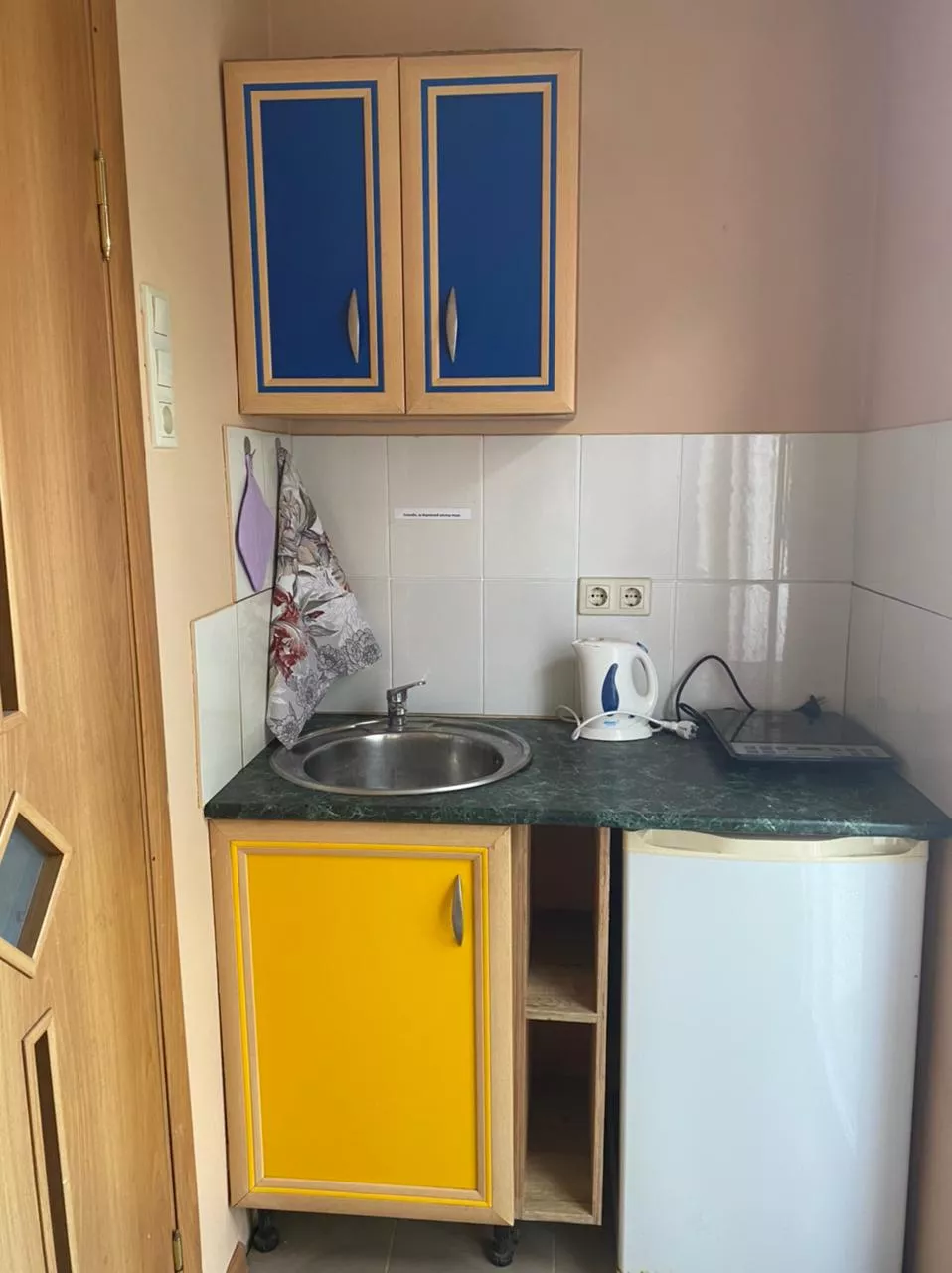 . Гостевой дом Ласточкино гнездо. Голубицкая