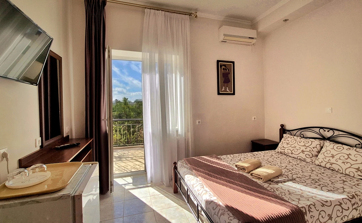 Двухместный с удобствами и балконом. Гостевой дом "Одиссей" - Кабардинка. Кабардинка