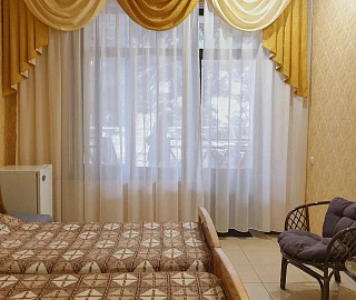 Комфорт №1, №2, №3. Гостевой дом "НАШ ДОМ". 