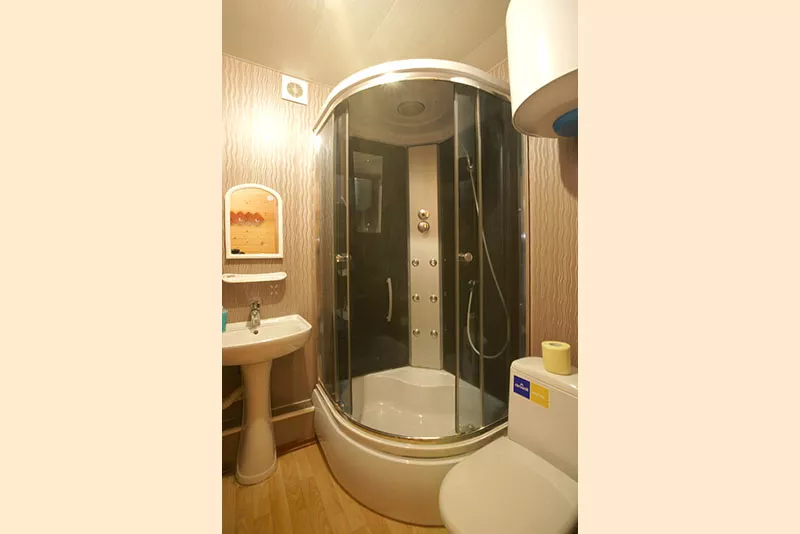 3-местный 2 комнатный с мини кухней. Вилла «Коруна». Алушта