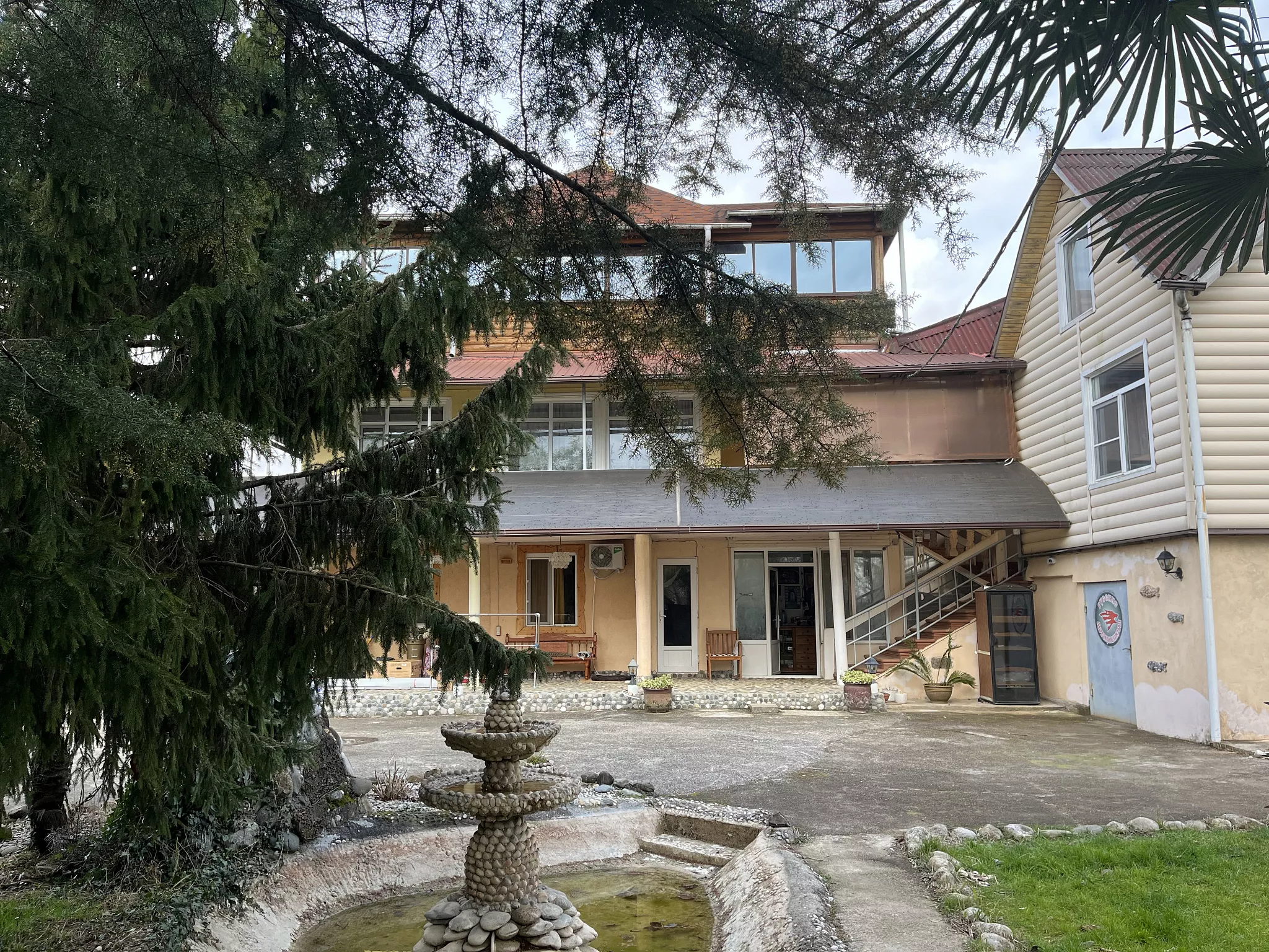 . Частный сектор "Радонежъ". Гудаута