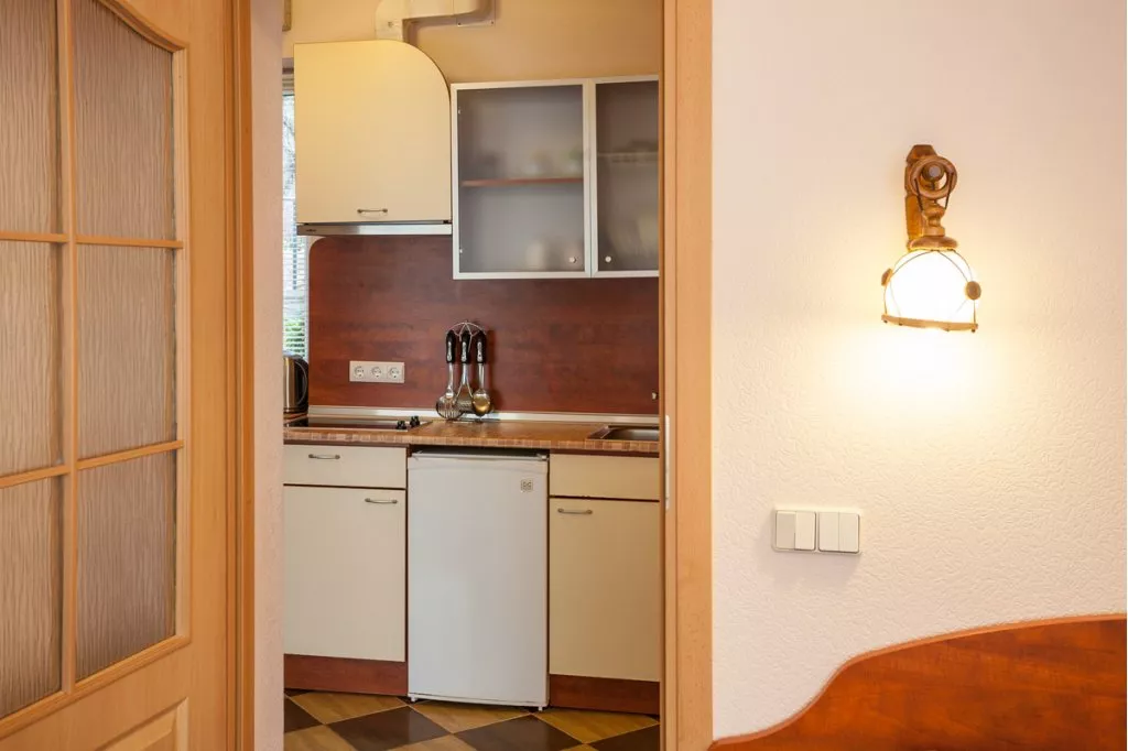 2-х комнатный люкс с кухней коттедж №4. Парк-отель "Родос". Кореиз