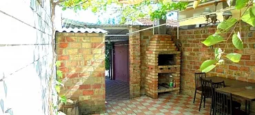 Дом под ключ  Отдельный трехкомнатный дом со своим закрытым двором и гаражом без хозяев. Дом под ключ  Отдельный трехкомнатный дом со своим закрытым двором и гаражом без хозяев.