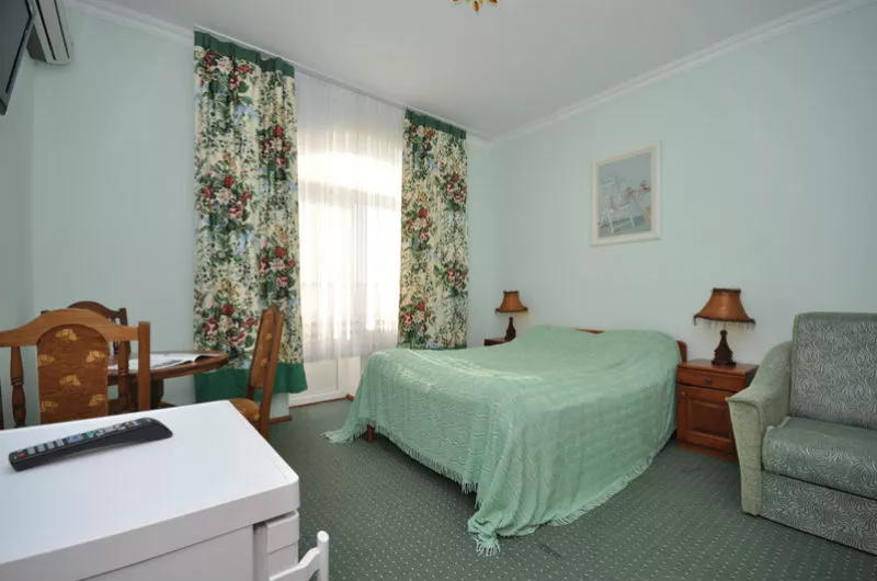 3-5-местный номер «полулюкс». Частный пансионат «Виренея». Севастополь