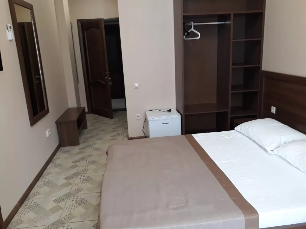 . Гостиница "Тормахова 18". Лазаревское