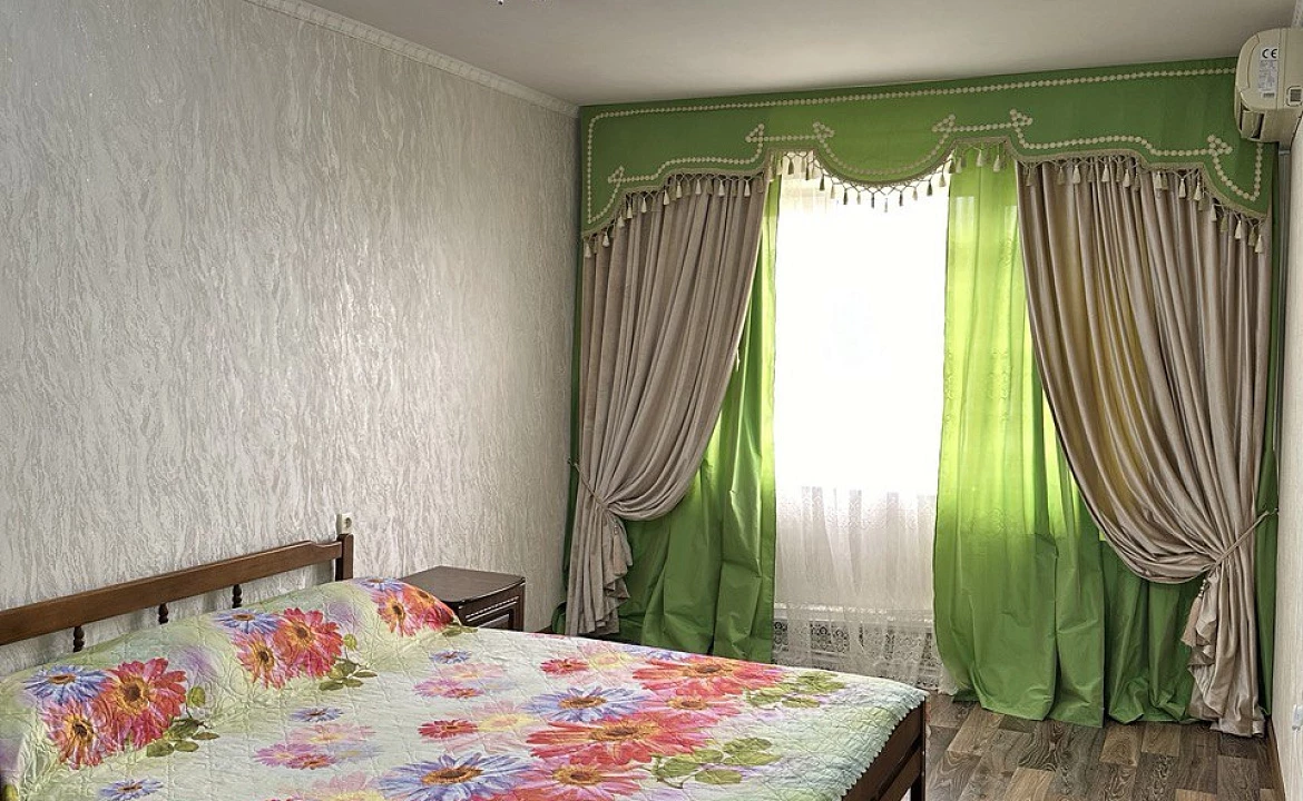 2-х комнатная квартира по пер Павлова. 2-х комнатная квартира. Лазаревское