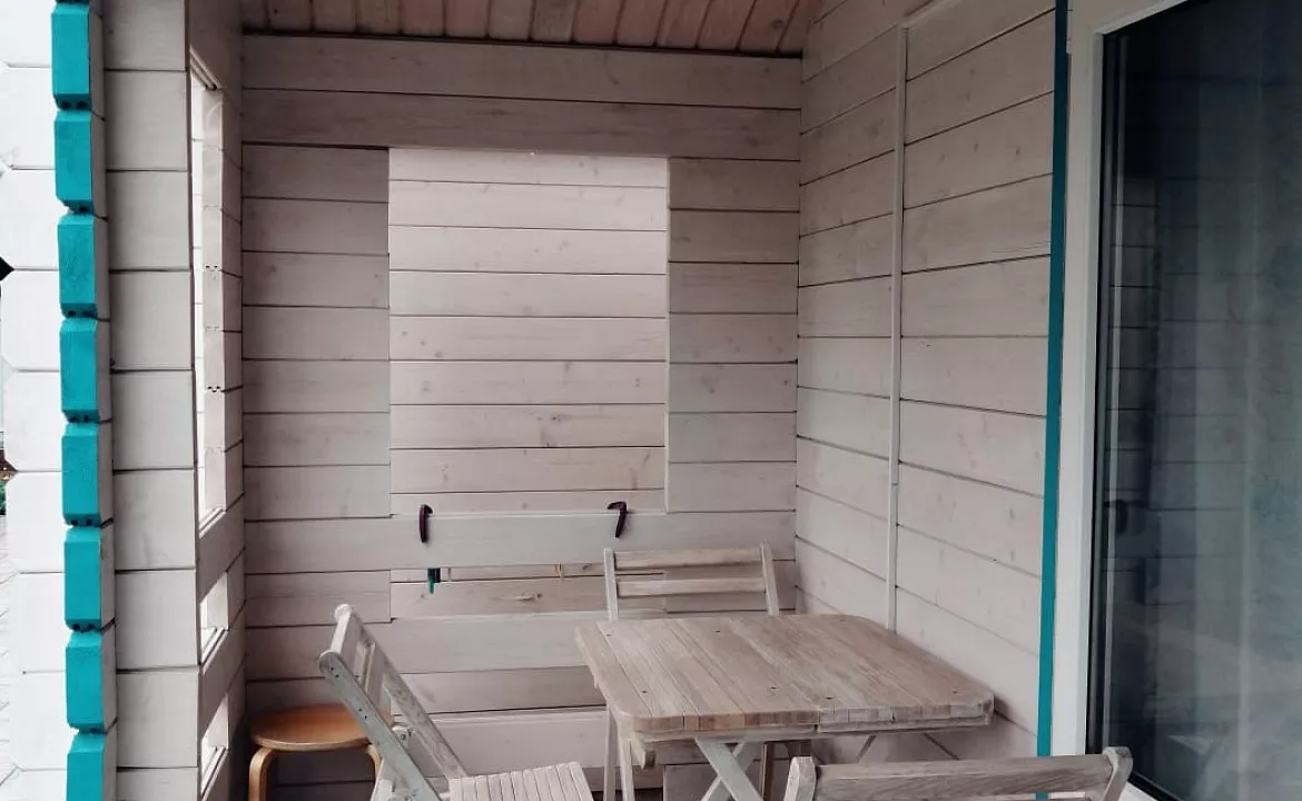 Домик с террасой и кухней. Гостевой дом Альбатрос. Кучугуры