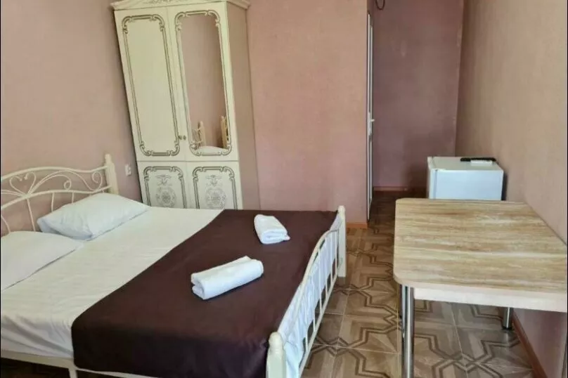 Стандарт 3х-местный . Гостевой дом "Оазис" в гостях у Анжелики.. Цандрипш