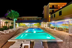 Отель «Атлас»