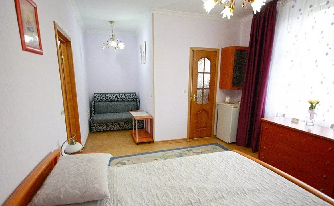 «Стандарт 2х-местный с доп. местом 1 корпус». Гостевой дом «Надежда» . Сочи