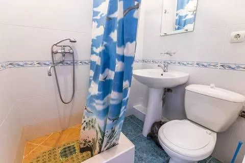 СЕМЕЙНЫЙ 4-Х МЕСТНЫЙ 2-Х КОМНАТНЫЙ НОМЕР С ДОП. МЕСТОМ. Гостевой дом «Августа» . Аше