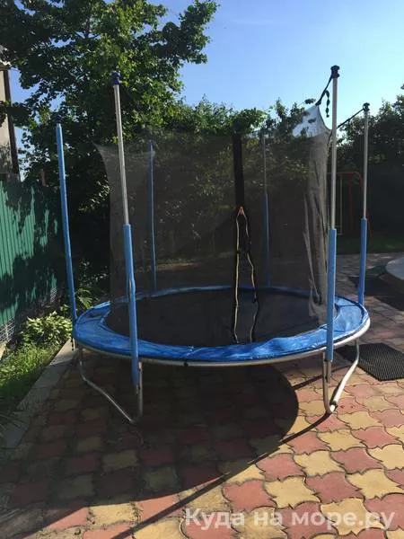 . Гостевой дом ВИКТОРИ. Кучугуры