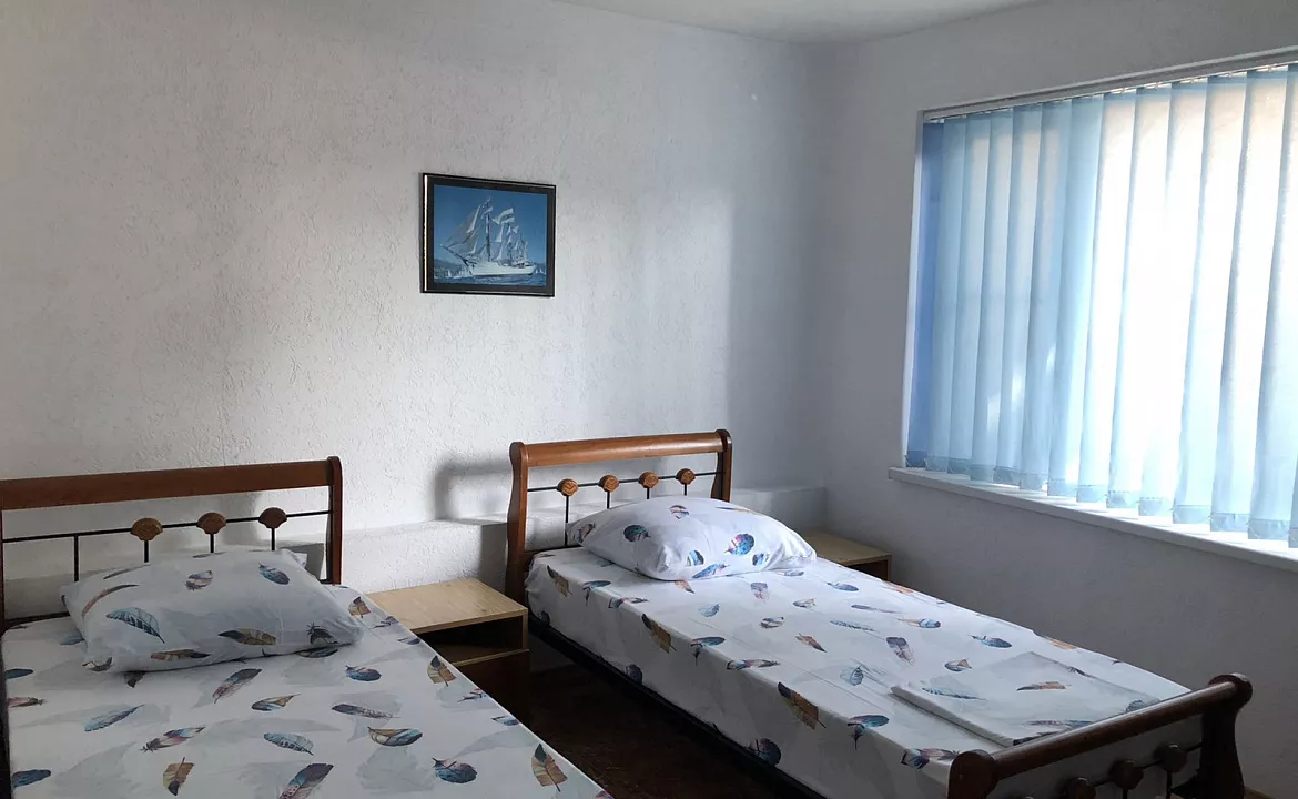 Трехместный номер. Гостевой дом АнНи. Гаспра