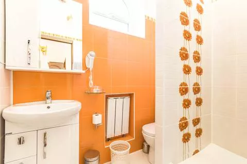 Номер 5-ти местный 2-х комнатный. База отдыха «Крестьянское Подворье». Верхнее Джемете