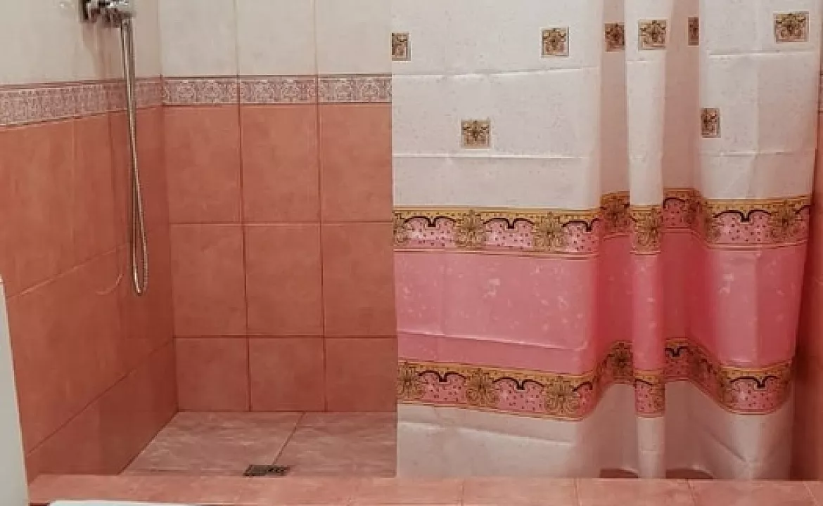 3-хместный номер. Гостевой дом "Облака". Лоо