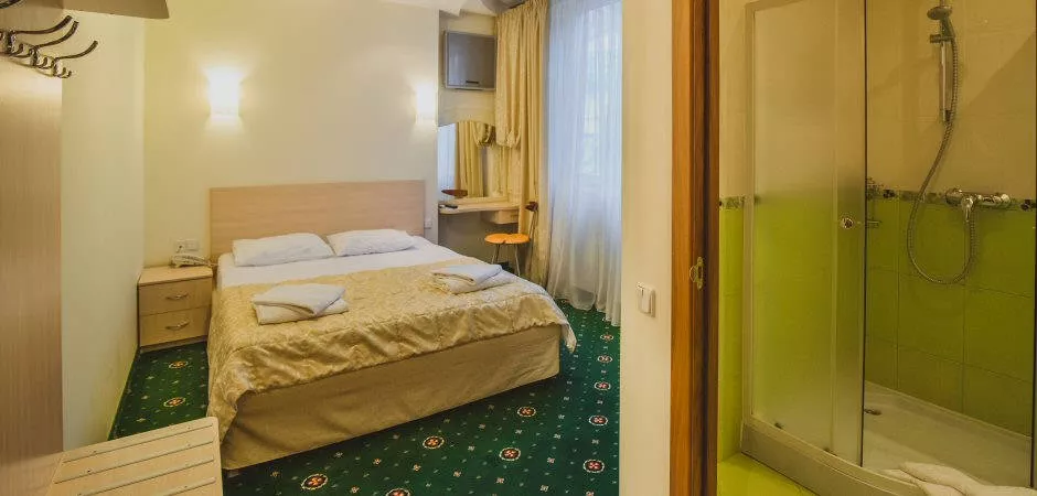 Стандарт. Отель «Коралл». Ялта Стандарт. Отель «Коралл». Ялта