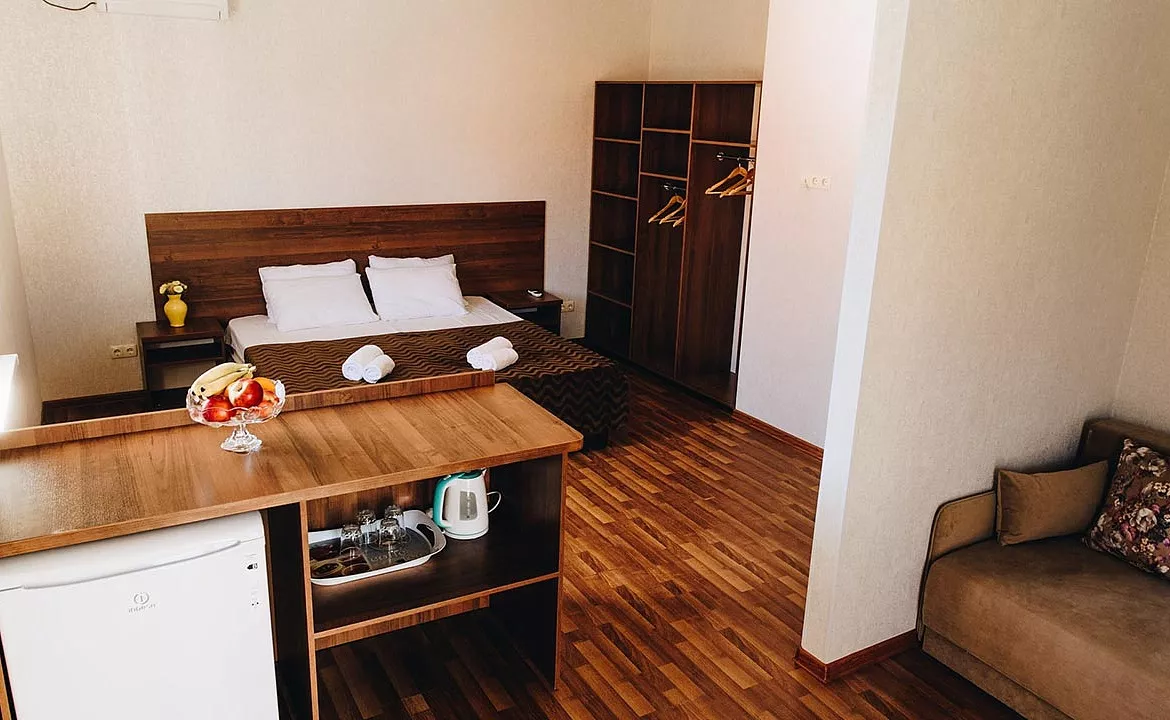 СЕМЕЙНЫЙ. Отель Островок. Феодосия