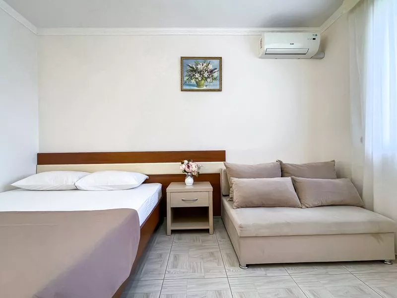 НОМЕР СТАНДАРТ 3-Х МЕСТНЫЙ. Гостевой дом «Костас». Витязево