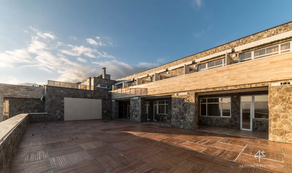 . Отель "Villa Oliva-Art". Утёс