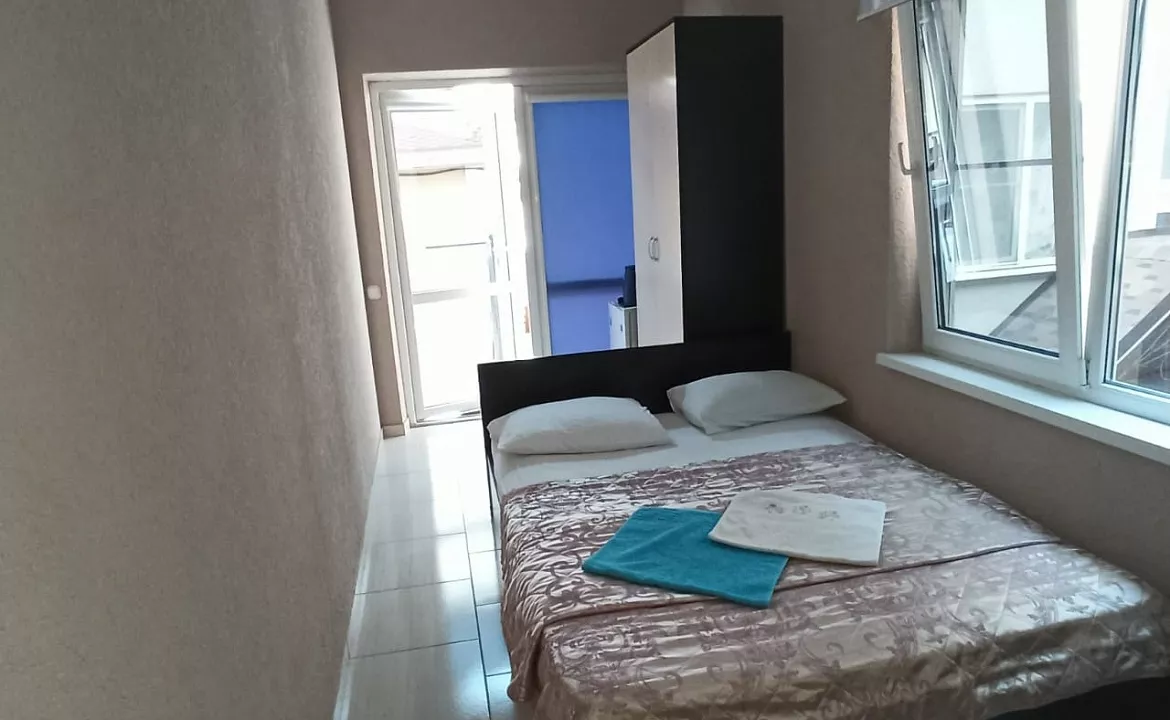 Двухместный стандарт . Гостевой дом Смайл. Адлер