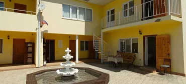 Частный сектор НА ЧЕРНОМОРСКОЙ 72