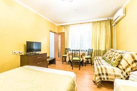 Домик 3-х местный 1 комнатный с двориком. База отдыха «Крестьянское Подворье». Верхнее Джемете