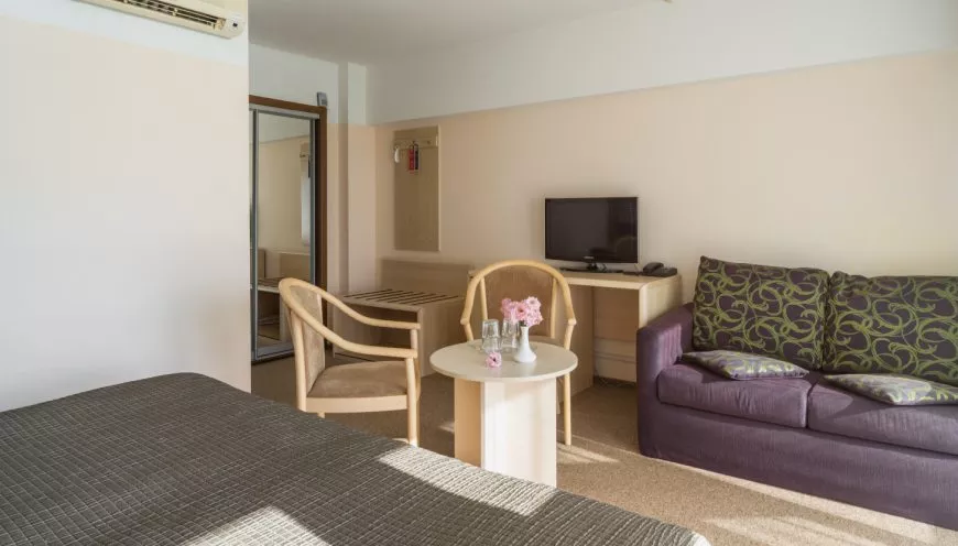 Однокомнатные номера категории Стандарт (I категория). Отель «Левант». Ялта