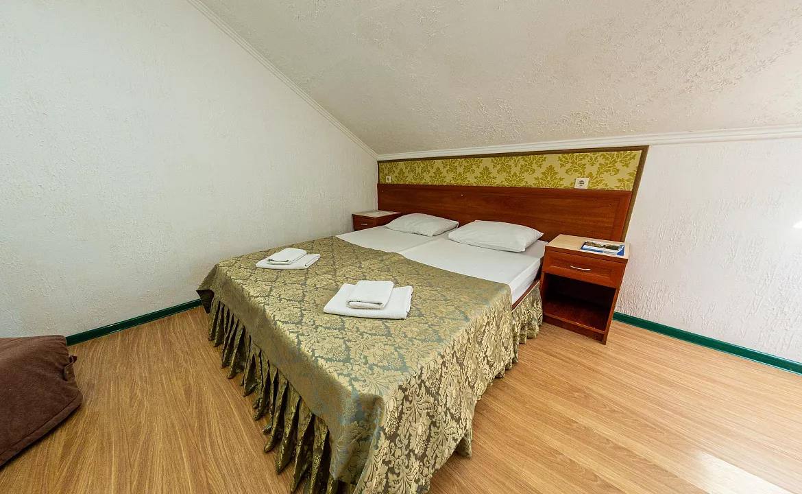 Двухместный Стандарт (мансарда). Отель Анапа Патио. Анапа