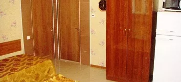 "Эллинг 142-143"