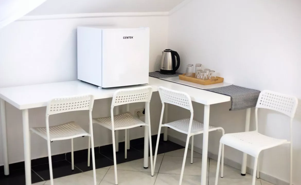 Мансарда двухкомнатный без балкона. Пансионат «Гринцовский». Ливадия