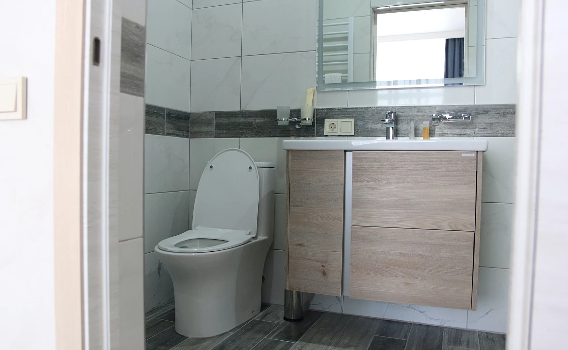 Двухместный номер с одной двуспальной кроватью. Вилла Абхазия. Цандрипш