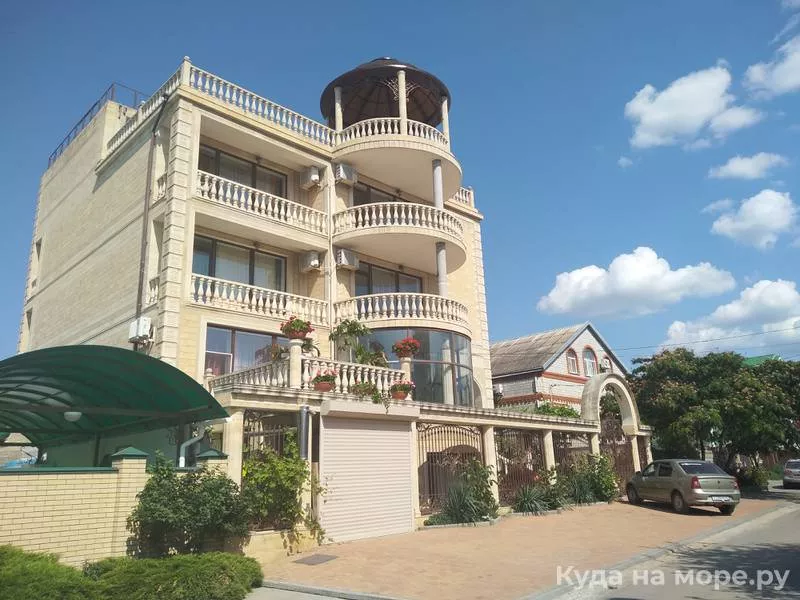 . Гостевой дом Сахалин. Витязево