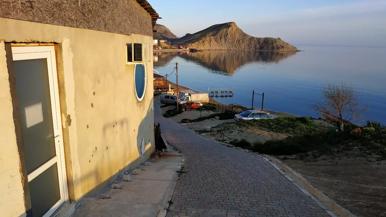 . Гостевой дом "Орджо и Море". Орджоникидзе