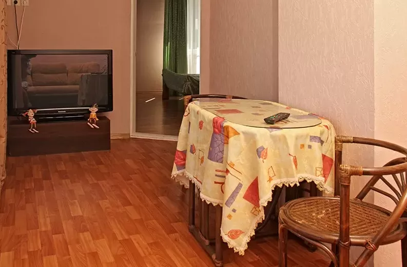 1-комнатный с кухней + балкон. Гостевой дом Эйлат. Партенит