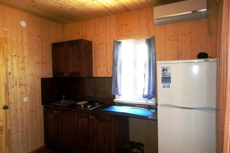 Семейный 2 , Коттедж. Частный сектор Дворик на Азовской. Должанская