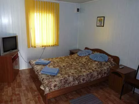 . Гостевой дом "Дельфин" - Голубицкая. Голубицкая