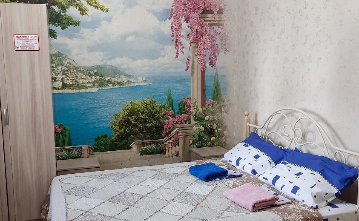 Четырёхместный люкс с кухней. "Брио" частный сектор. Геленджик Четырёхместный люкс с кухней. "Брио" частный сектор. Геленджик