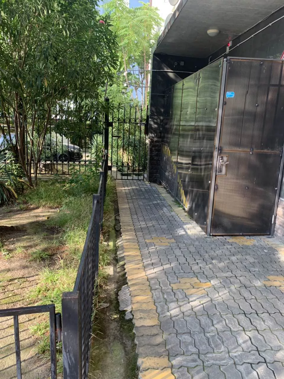 . Квартира в многоквартирном доме Студия Нагорная,27. Сочи