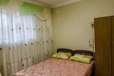 6-ти местный 3-х комн. «Семейный Люкс» (цок. эт). Гостевой дом «Уют на Демышева». Евпатория