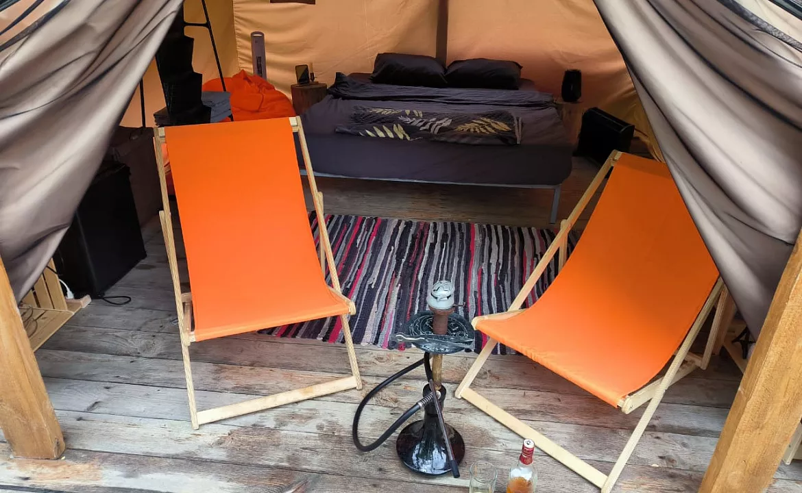 ГЛЭМПИНГИ У МОРЯ. "ТАЙ". Сочи