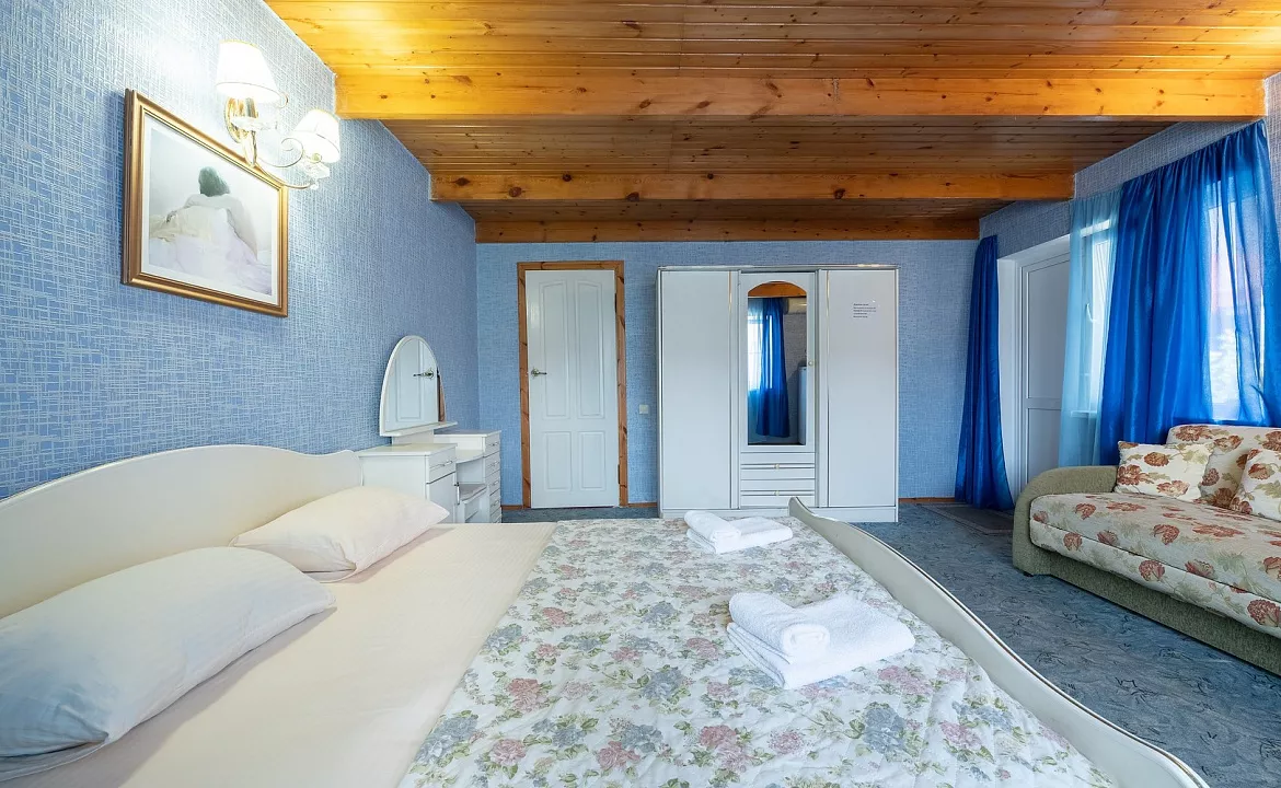 Стандарт трехместный. Отель «Оазис надежды». Адлер